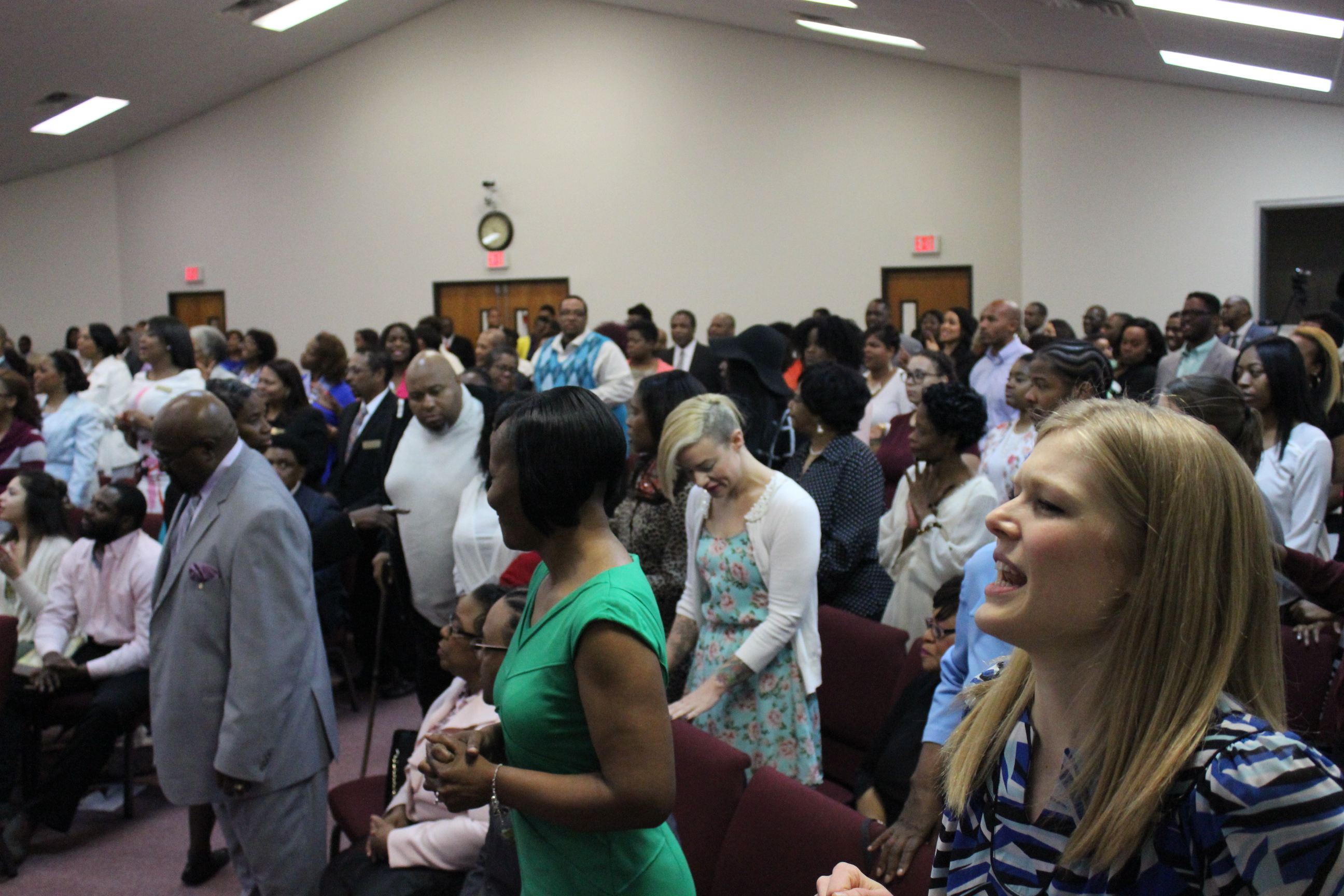 sunday-services-at-the-new-bethel-church-the-new-bethel-church